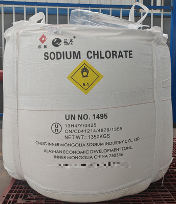 Clorato de sódio NaClO3 para aplicações como herbicida branqueador de pasta de papel e agente oxidante