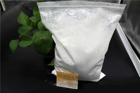 Pó branco da resina da categoria da pasta do PVC P440 para o mergulho e o revestimento de metal